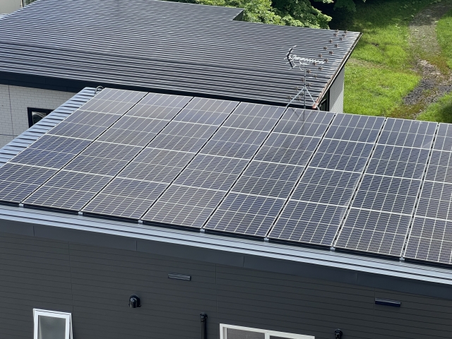 家庭用太陽光発電の自家消費と売電の仕組み
